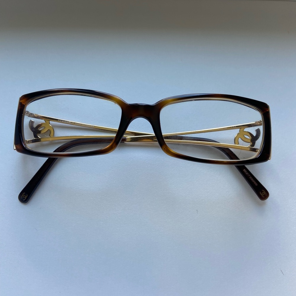 Clear vintage CHANEL glasses